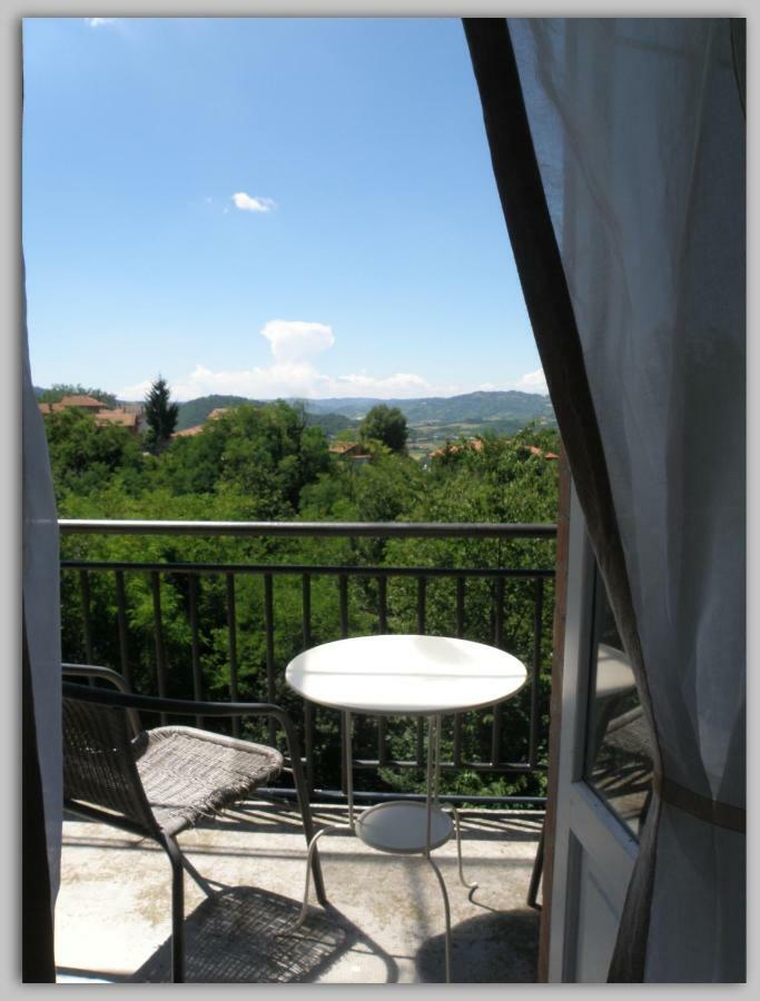 Melazzo Cascina Luvot Bed & Breakfast エクステリア 写真