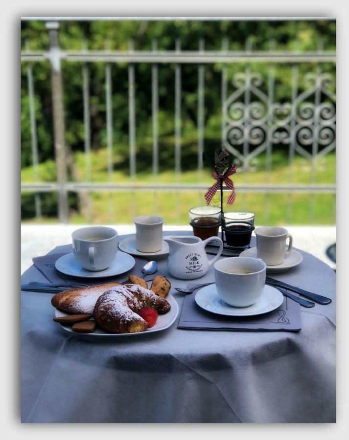 Melazzo Cascina Luvot Bed & Breakfast エクステリア 写真
